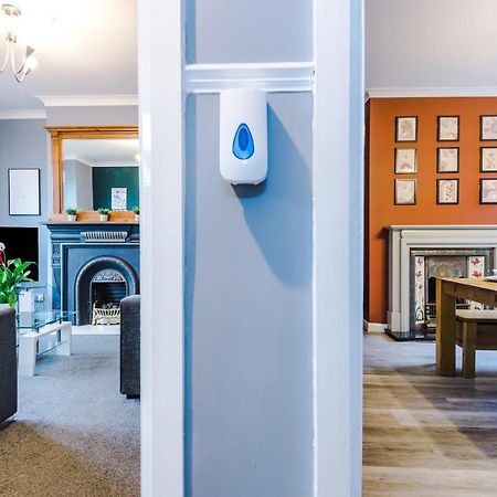 Spacious Modern Chester Home - Great Location מראה חיצוני תמונה