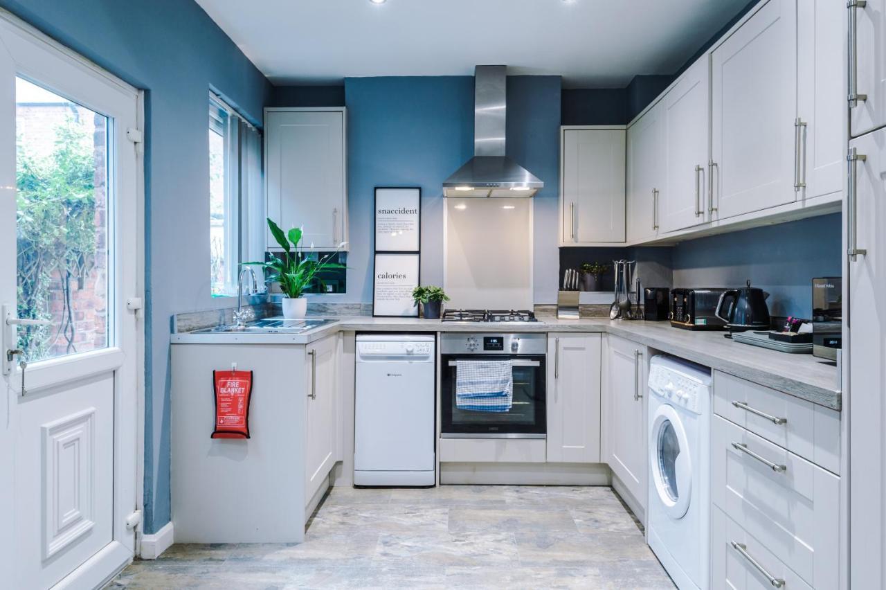 Spacious Modern Chester Home - Great Location מראה חיצוני תמונה